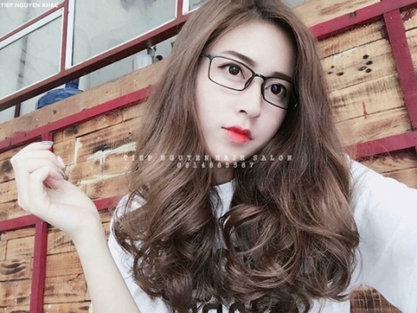 Học nghề tóc, uốn tóc xoăn hippie giá rẻ tiệp nguyễn hair