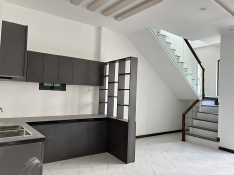 Cần bán gấp căn nhà đẹp thích hợp ở liền tại Thái Phiên, Đà Lạt giá 3.25 tỷ