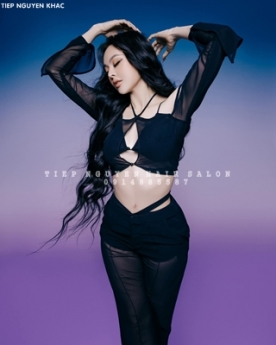 Học nghề tóc, uốn xoăn hippie style cá tính.