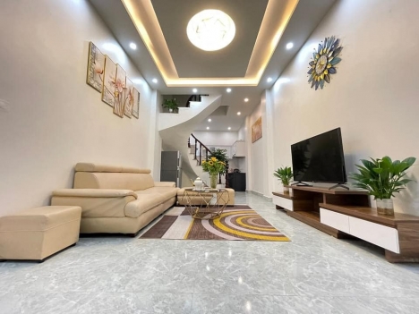 Siêu Phẩm Nhà Phan Đình Giót, Ô Tô Đỗ Cửa, 37m2, 4 Tầng, 3 Tỷ 3