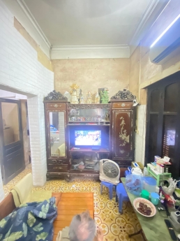 Bán nhà giá rẻ Khâm Thiên, Đống Đa. 38m2, Giá hơn 3 tỷ.