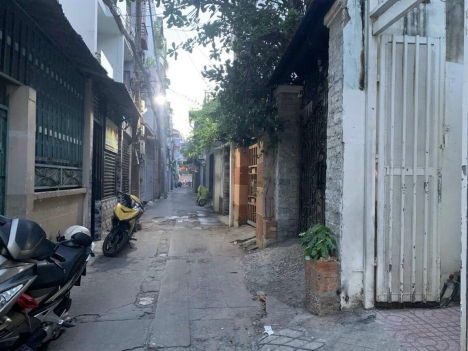 NHÀ MỚI - ĐẸP - THÍCH QUẢNG ĐỨC QUẬN PHÚ NHUẬN - GIÁ CHỈ NHỈNH 4 TỶ.