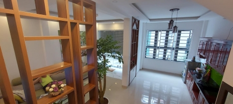 BÁN NHÀ TƯ ĐÌNH – LÔ GÓC - Ô TÔ VÀO NHÀ 5 TẦNG, 65M2, GIÁ 7.6 TỶ
