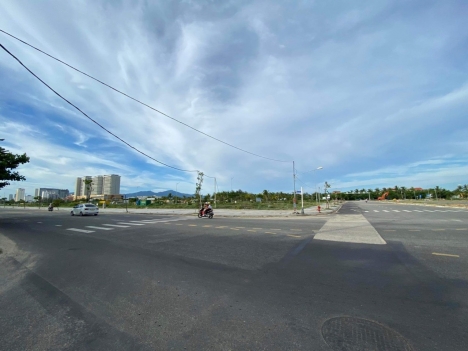 Cần tiền cho con đi du học, chủ bán gấp đất mặt tiền Nguyễn Khắc Viện, Ngũ Hành Sơn - 185m2 - 28 tỷ.