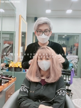 học nghề tóc, uốn tóc xoăn hippie xu hướng 2022.