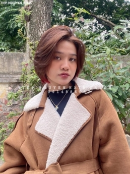 5 kiểu tóc ngang vai uốn xoăn hippie độc đáo cho phái nữ, học nghề tóc.