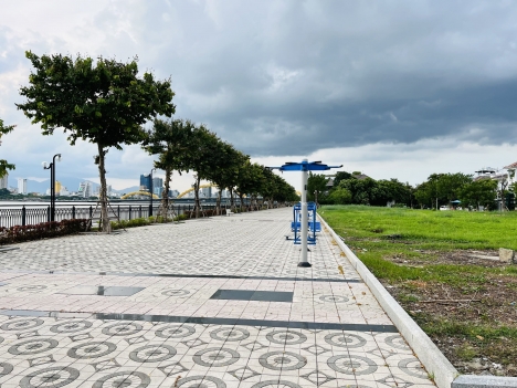 Định cư sài gòn tôi cần bán 600m2 đất biệt thự eurovillage 1 ven sông hàn đà nẵng giá tốt.