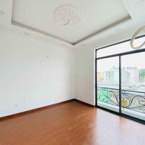 Bán gấp nhà LÊ VĂN THỌ, GÒ VẤP, 50m2, 3 lầu, 6 tỷ