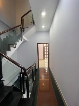 Giảm 500tr, bán gấp nhà PHAN HUY ÍCH, GÒ VẤP, hxh, 5 lầu, 10 tỷ