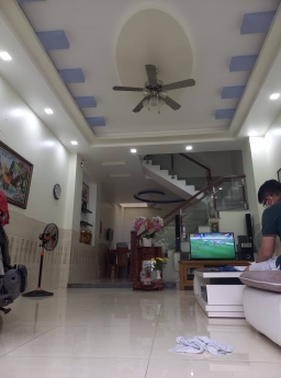 Ô Tô Trong Nhà,74m2,4 Tầng,6.75 tỷ Thương Lượng Mạnh,Phước Long B