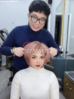 Học nghề tóc, uốn xoăn hippie cho nữ mặt vuông.