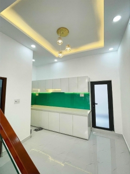 QUẬN 10 - Hẻm Xe Hơi - Nhà Mới Xinh Vào ở Ngay - 3 Phòng Ngủ - Hẻm đẹp thông thoáng.