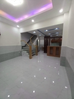 NHÀ MỚI - ĐẸP - THÍCH QUẢNG ĐỨC QUẬN PHÚ NHUẬN - GIÁ CHỈ NHỈNH 4 TỶ.