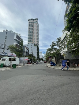 Cần bán nhà 2 tầng diện tích 90m2 Ngay biển Mỹ Khê, Sơn Trà