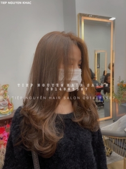 Xoăn lơi ngang lưng cho nữ mặt tròn, học nghề tóc tiệp nguyễn