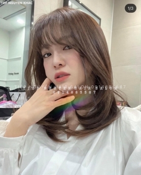 Uốn xoăn lơi ngang vai mái bay nhẹ tự nhiên cho nữ, học nghề tóc Tiệp Nguyễn.