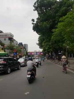 MẶT PHỐ YÊN HOA - HỒ TÂY MẶT TIỀN 10M 100M VỊ TRÍ ĐẮC ĐỊA GIÁ TƯ 44 TỶ