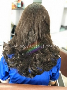 xoăn lơi ngang lưng, uốn xoăn tự nhiên bồng bềnh cuốn hút, tiệp nguyễn.