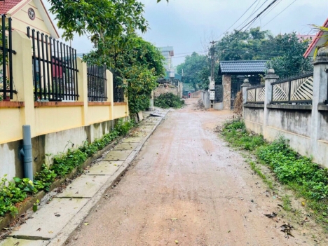 Chính chủ cần bán nhanh lô đất Tại Thôn Tam Lộng, Xã Hương Sơn- Bình Xuyên- Vĩnh Phúc.