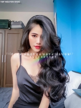 Top những kiểu tóc xoăn lơi đang dẫn đầu xu hướng hiện nay, học nghề tóc Tiệp Nguyễn.