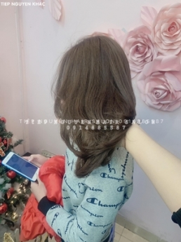 Học nghề tóc, xoăn lơi uốn bồng bềnh tự nhiên cuốn hút, Tiệp Nguyễn.
