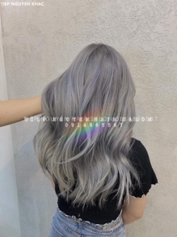 Uốn xoăn lơi giá rẻ Hà Nội, học nghề tóc Tiệp nguyễn.