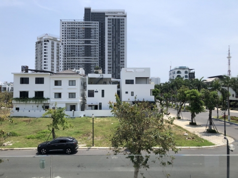 Tôi chính chủ cần bán 600m2 đất biệt thự view trực diện sông hàn khu eurovillage 1 giá tốt.
