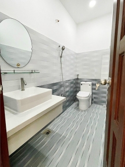 Thoại Ngọc Hầu - Tân Phú 4mx12m 3 tầng 3PN siêu đẹp chỉ 3 ty 7 có TL