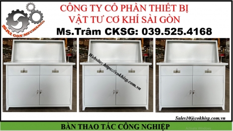 Bàn thao tác sắt sơn tĩnh điện tại xưởng
