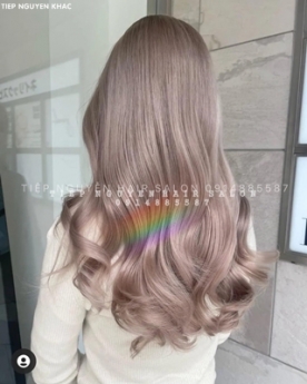 Uốn xoăn lơi mái bay tự nhiên, học nghề tóc Tiệp Nguyễn.