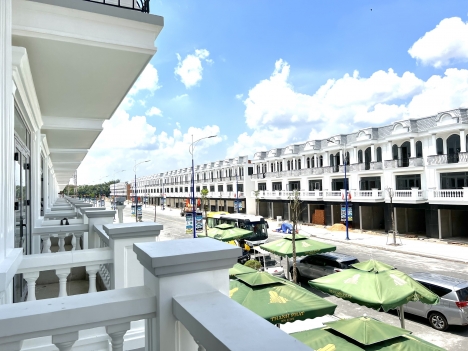 BÁN NHÀ PHỐ ĐẠI LỘ 25M BÌNH DƯƠNG