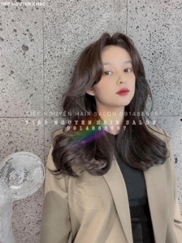 Uốn xoăn lơi nhẹ nhàng tự nhiên, học nghề tóc Tiệp Nguyễn.