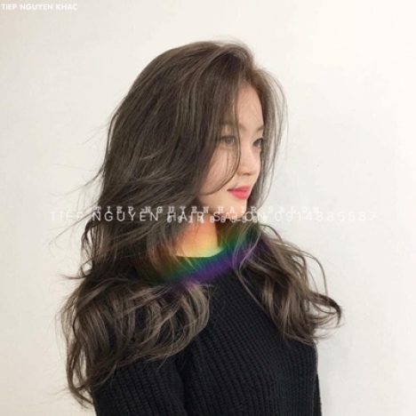 Uốn xoăn lơi xoăn sóng giá rẻ, học nghề tóc Tiệp Nguyễn.