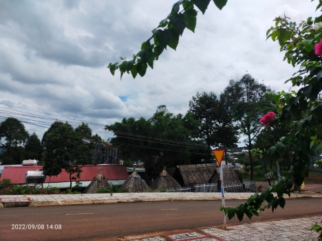 Sang Nhượng Quán Cà Phê Ngay Trung Tâm Thị Trấn Đức Phong