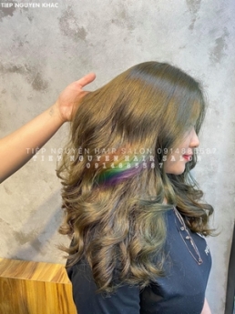 Xoăn lơi làm tóc xoăn giá rẻ Hà Nội, học nghề tóc Tiệp Nguyễn