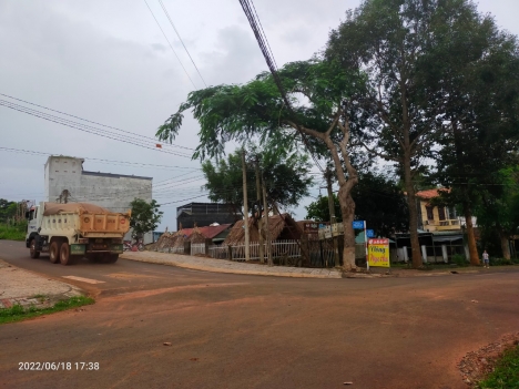 Sang Nhượng Quán Cà Phê Ngay Trung Tâm Thị Trấn Đức Phong
