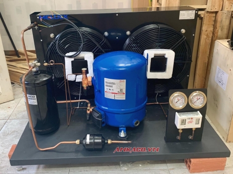 Lên cụm máy nén danfoss 7hp MT80 theo yêu cầu khách hàng