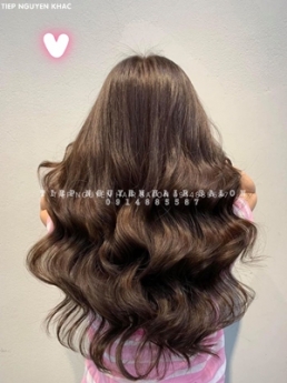 Tóc xoăn lơi uốn ngắn mái bay, học nghề tóc Tiệp Nguyễn