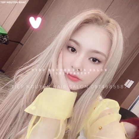 Tóc uốn xoăn lơi ngang vai kiểu xoăn nhẹ nhàng, học nghề tóc Tiệp Nguyễn