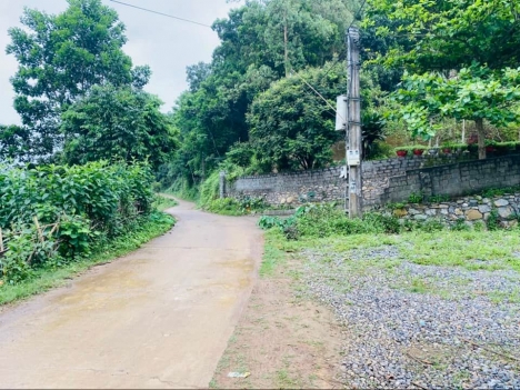 ĐẤT THUỘC THỊ TRẤN LƯƠNG SƠN, SIÊU ĐẸP LẠI CÒN SIÊU RẺ... GIÁ 850K/M ĐƯỜNG 6M
