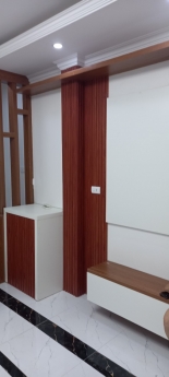 Cần cho thuê nhà nguyên căn mới xây 5 tầng giá 9.5tr/th tại Bồ Đề , Long Biên ,Hà Nội