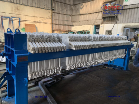 Hiện Tượng Phì Bùn Của Máy Ép Bùn Khung Bản – Nguyên Nhân và Cách Khắc Phục​