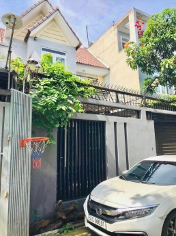 Kẹt tiền bán gấp biệt thự rộng 120m2 -1 Trệt 1 Lầu + Sân Thượng Đ số 22, P. Linh Đông, Thủ Đức
