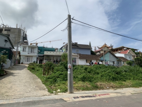 Bán gấp Nhà gần trung tâm đường Phạm Hồng Thái, Đà Lạt giá 5.2 tỷ