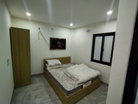 Cần cho thuê nhà nguyên căn 6 tầng tại Phố Kim quan , Việt Hưng , Long Biên , Hà Nội