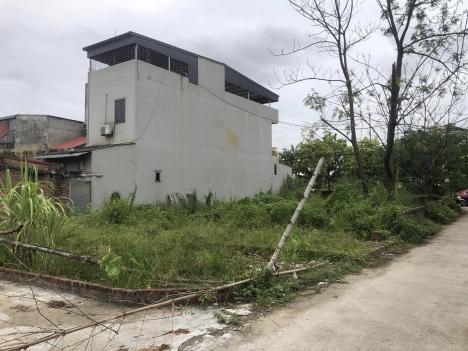 nhỉnh tỷ có ngay lô đất đẹp sát sân bay Nôi Bài