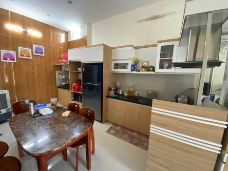 Chỉ 18 tỷ - Chủ cần bán gấp nhà mặt tiền Mai Đăng Chơn – Ngũ Hành Sơn.