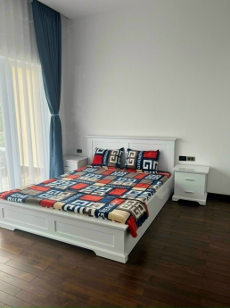 Cần bán căn biệt thự nghỉ dưỡng trên đường Nam Hồ, Phường 11, TP. Đà Lạt, giá 12,9 tỷ