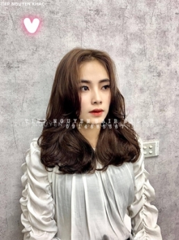 Tóc xoăn lơi, kiểu xoăn bồng bềnh, học nghề tóc. Tiệp Nguyễn.