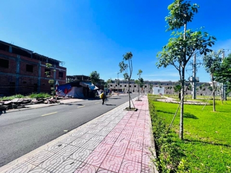 NHÀ PHỐ MẶT TIỀN KINH DOANH CHO THUÊ TRUNG TÂM